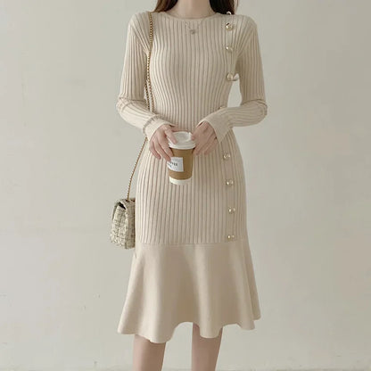 Slimming Knit Dress for Women - Elegant Knee-Length Sweater Dress for AutumnWinter 2023