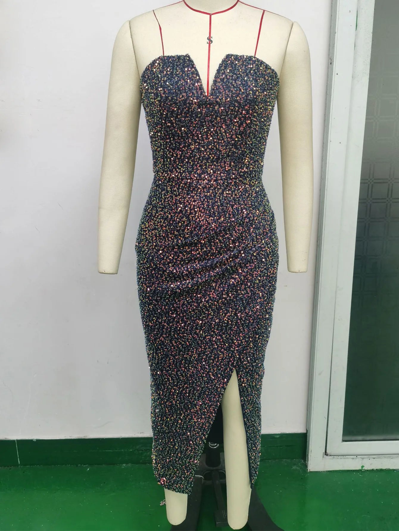 Elegant Strapless Sequin Dress for Women