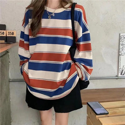 Womens Plus Size Loose-Fit Sweatshirt