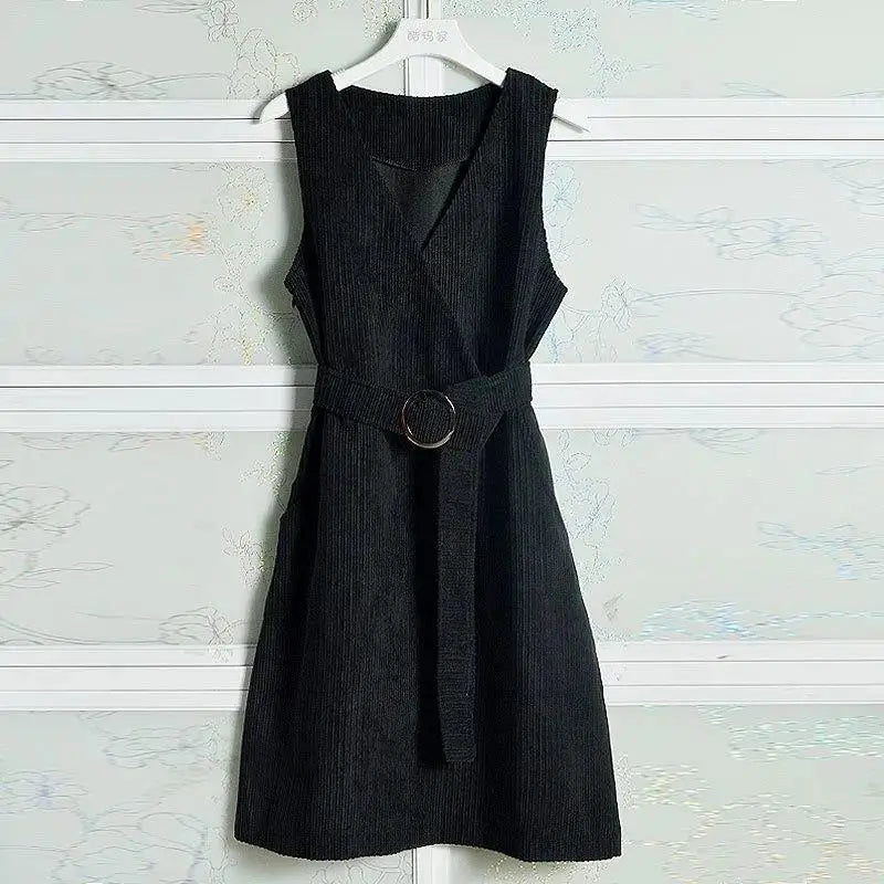 V-neck Sleeveless Corduroy Vest Dress with Pockets - Elegant Spring Autumn Style 2024