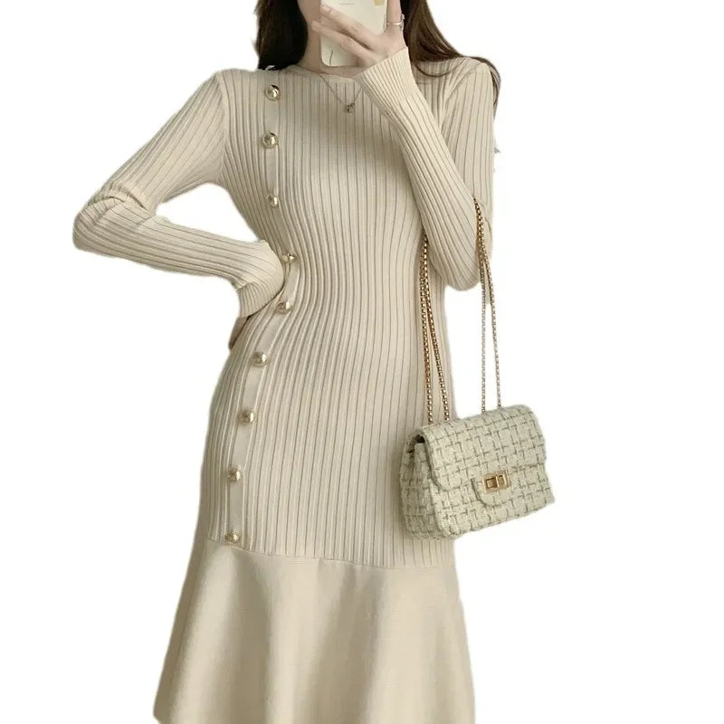 Slimming Knit Dress for Women - Elegant Knee-Length Sweater Dress for AutumnWinter 2023